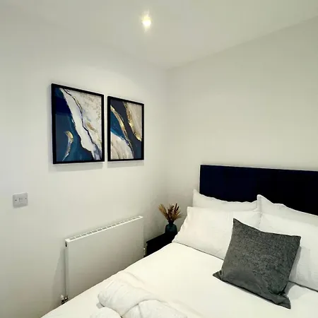 Luxury 2 Bedroom Apartment In Central Croydon With Free Parking Exterior photo