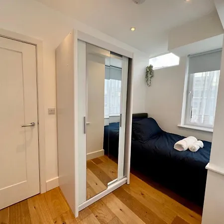 Luxury 2 Bedroom Apartment In Central Croydon With Free Parking Exterior photo