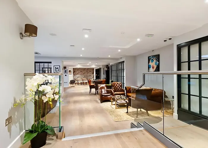 Luxury 2 Bedroom Apartment In Central Croydon With Free Parking